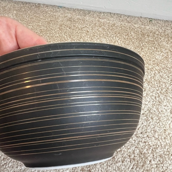 Vintage Pyrex Terra 403 Mixing Bowl - Picture 5 of 7